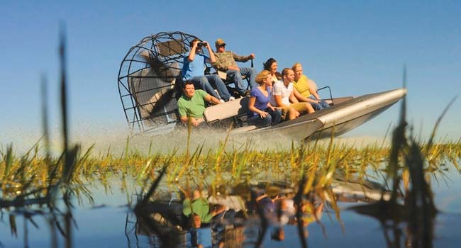 airboat tour by Ride The Wind